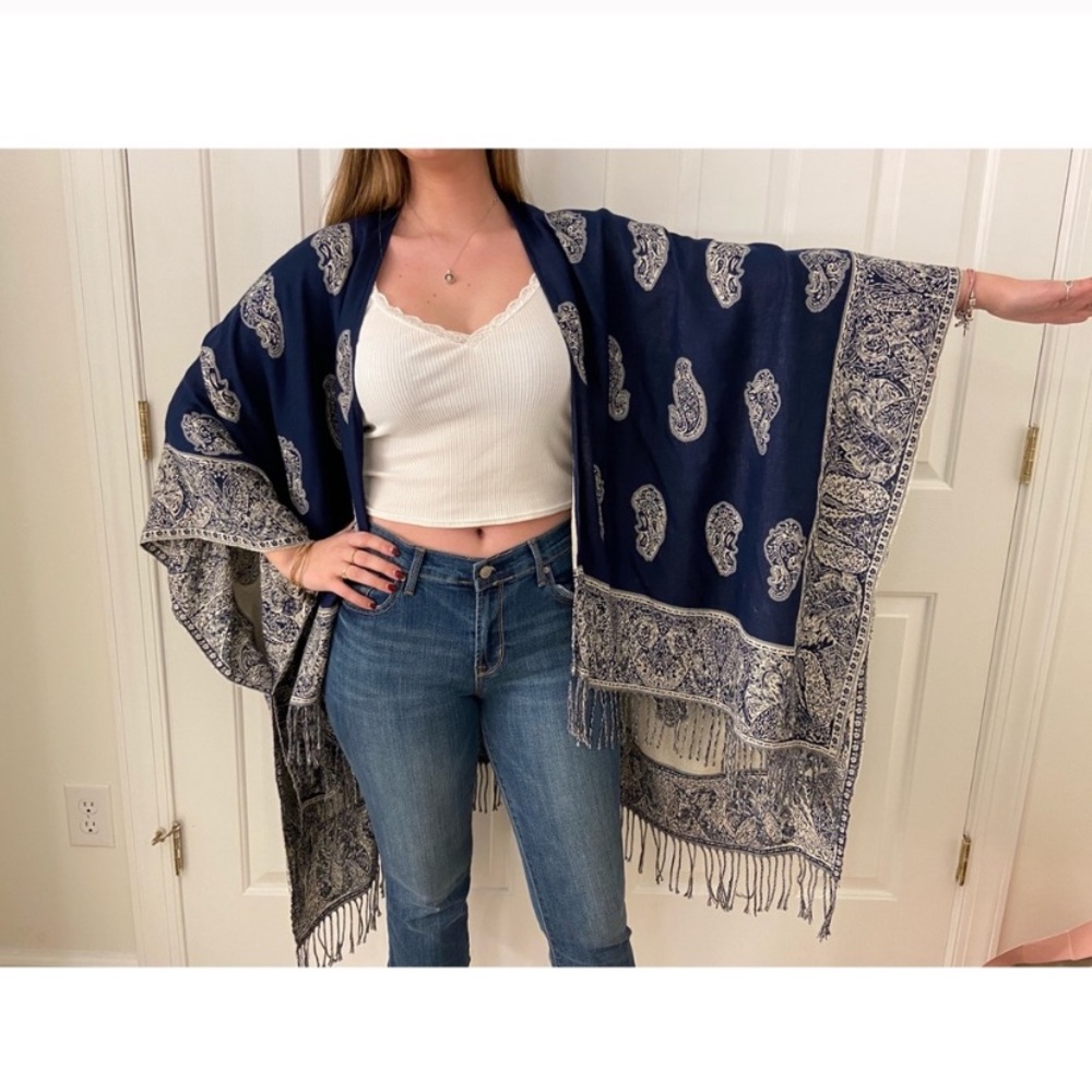 Abercrombie kimono
